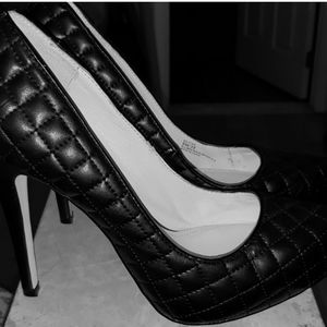Women Gently Worn Heels